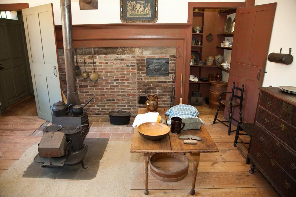 19th Century keeping room.
