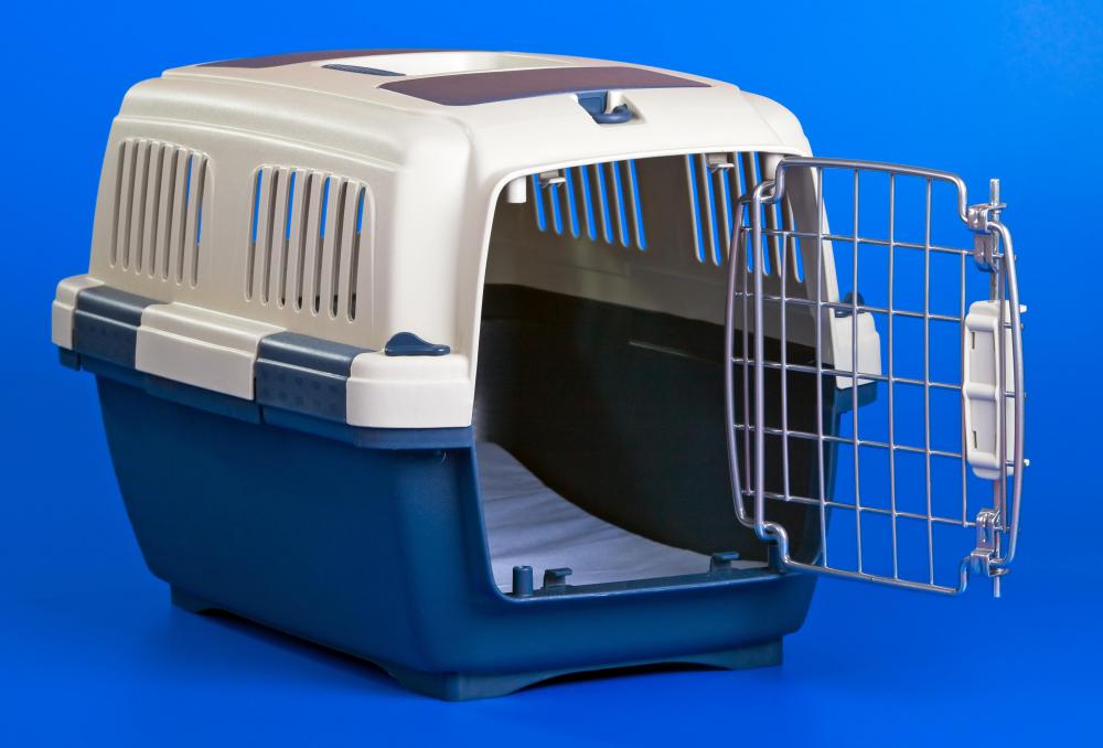 Asking a neighbor to keep his dog in an indoor crate when he is not at home can help solve the barking problem.
