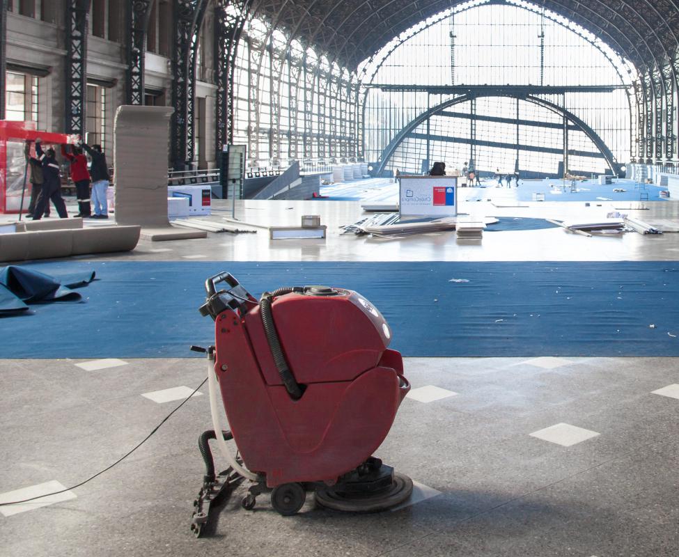 Floor buffers are machines designed to both clean and protect wood, marble and linoleum floors by gently dislodging dirt and leaving behind a glossy finish on the floor surface.
