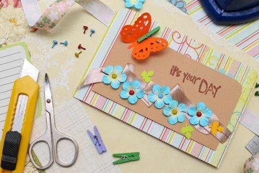 3D decoupage, or paper tole, can be done to make cards for many occasions.
