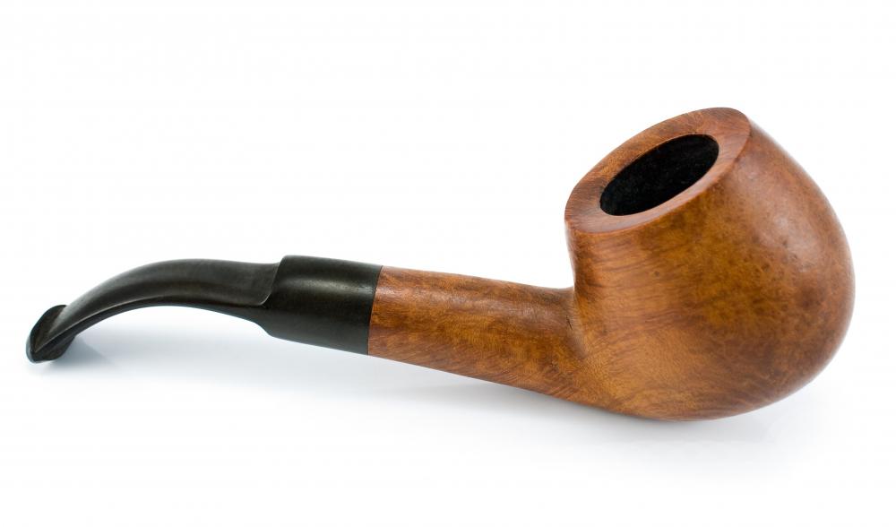 Calabash can be used to make a smoking pipe.