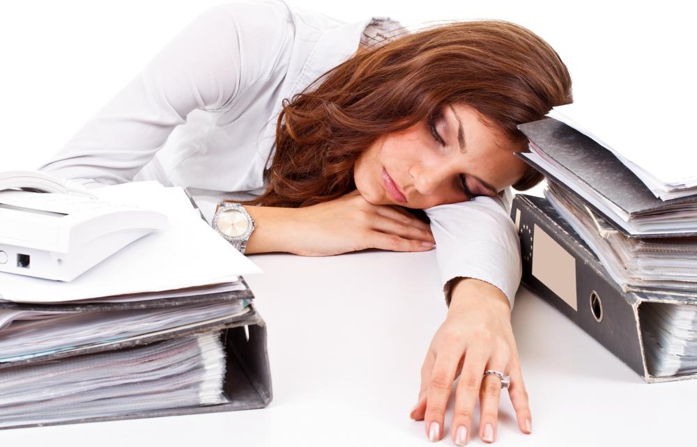 Salt lamps may be helpful for people looking to combat work fatigue.