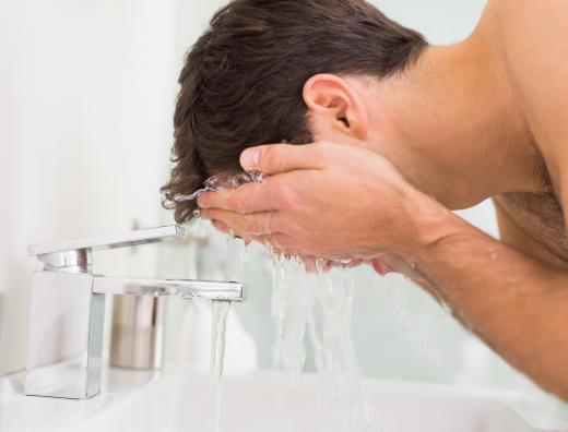 Face towels are used to dry the face after washing it.