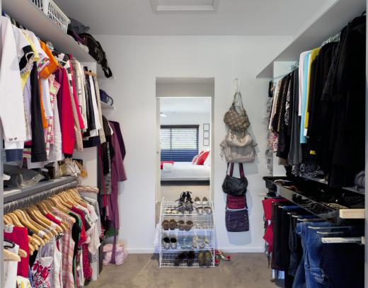 Fitted wardrobes may include a walk-in closet that can accommodate apparel, accessories, and other items.