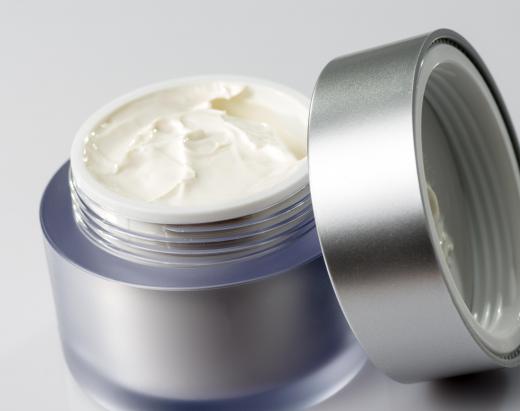 People have long added cinquefoil to anti-aging skin creams and lotions.