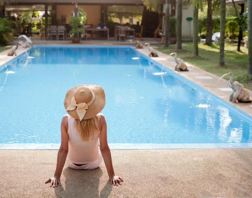 Modern versions of a manor house often have luxury items like swimming pools.